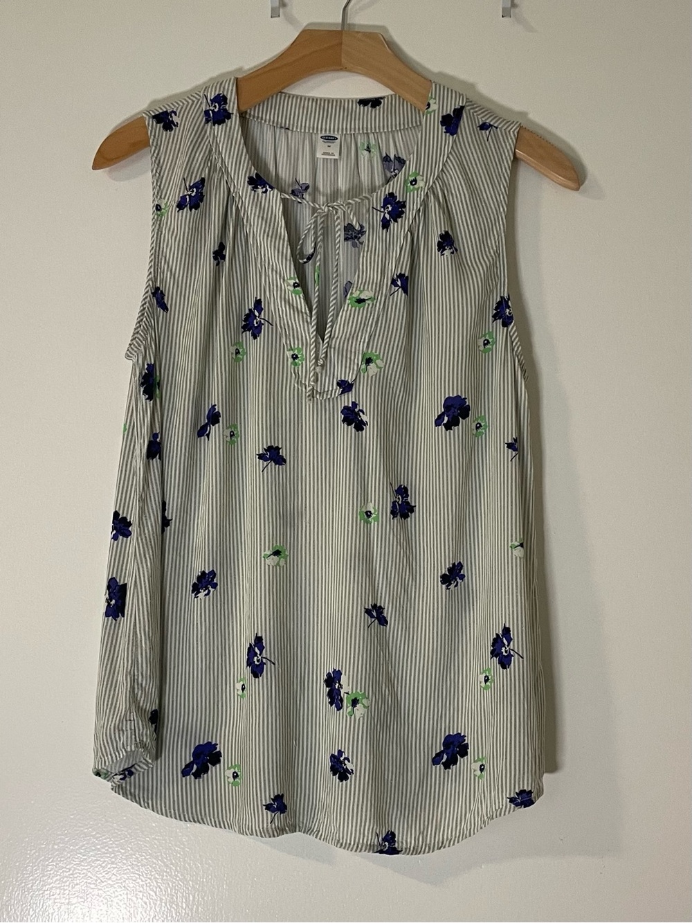 Old Navy Floral Tank
